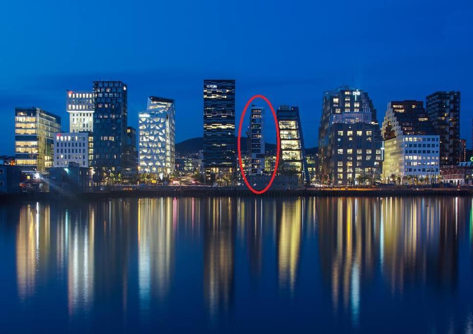 Modern 3Bed Room Sea View Apartment @ Oslo Barcode Exterior photo